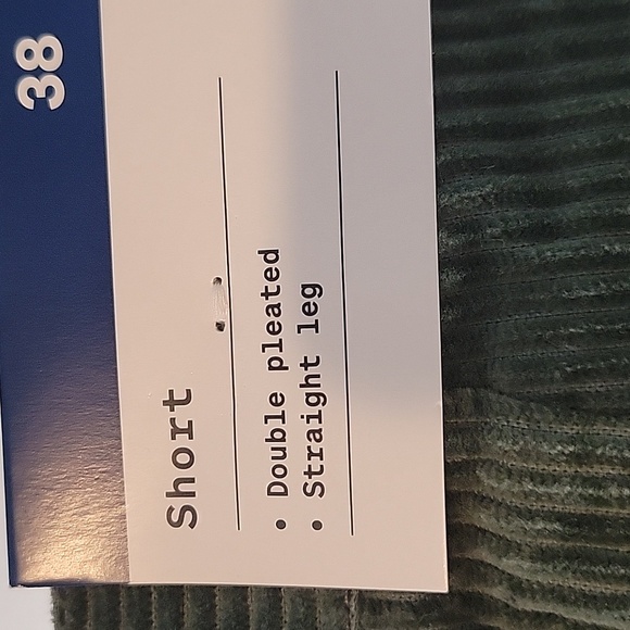 Shorts NWT - Picture 3 of 5